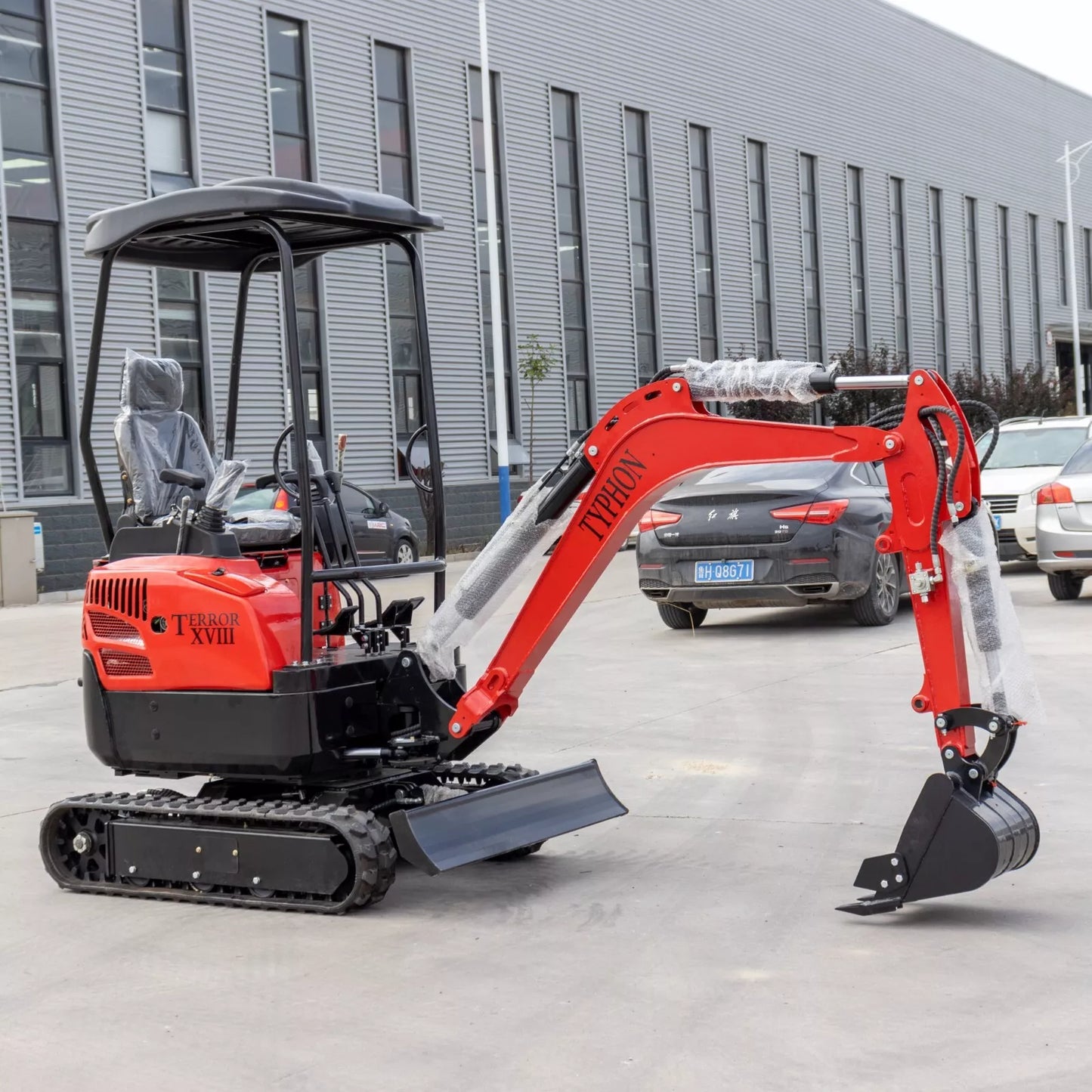 4,000 lbs terror xviii mini excavator, epa certified usa kubota diesel machine