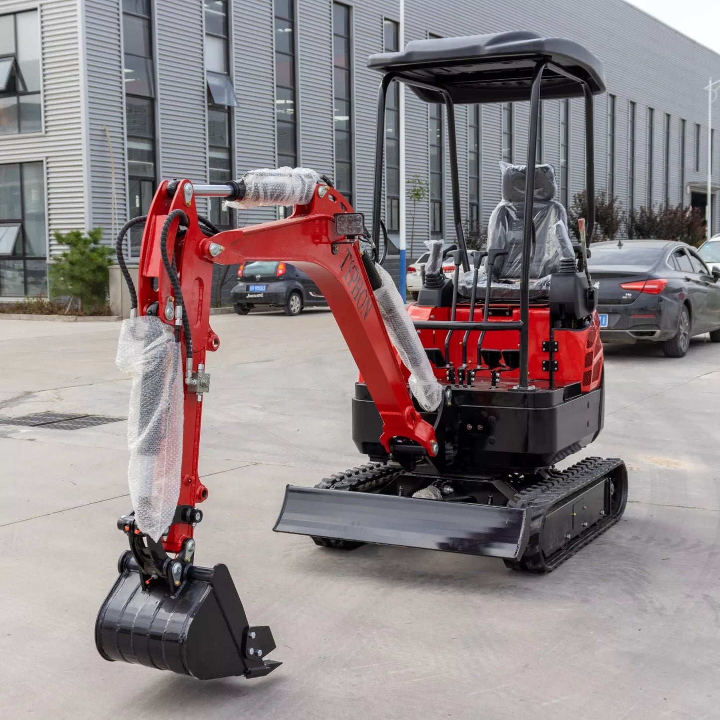 4,000 lbs terror xviii mini excavator, epa certified usa kubota diesel machine